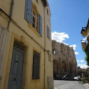  Appartement Des Arènes, Deux Chambres Avec Patio, Patangarles. France
